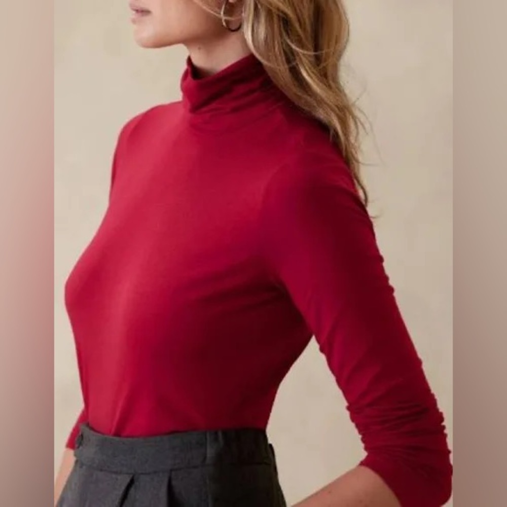 Banana Republic Red Turtleneck Sweatshirt NWOT
